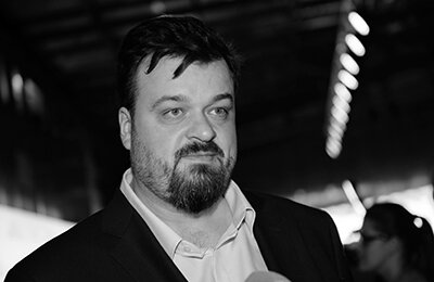 Василий Уткин
