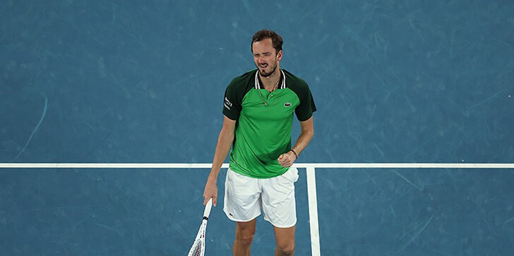 😢 Медведев проиграл финал Australian Open с 2:0 по сетам. Второй раз за три года