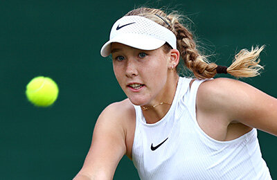 Диана Шнайдер, Екатерина Александрова, Карлос Алькарас, ATP, Каспер Рууд, Фабио Фоньини, Даниил Медведев, Жасмин Паолини, Наоми Осака, Фрэнсис Тиафу, Виктория Азаренко, Чжан Шуай, Коко Гауфф, Стэн Вавринка, Гаэль Монфис, Уимблдон, Эмма Радукану, Ллойд Харрис, Мария Саккари, WTA, Александр Бублик, Дарья Касаткина, Мирра Андреева, Марк Лаял, Эрика Андреева, Арина Соболенко, Циньвэнь Чжэн, Даниэль Коллинс, Григор Димитров, Лулу Сан, Отто Виртанен, Каролина Плишкова, Янник Синнер, Павел Котов
