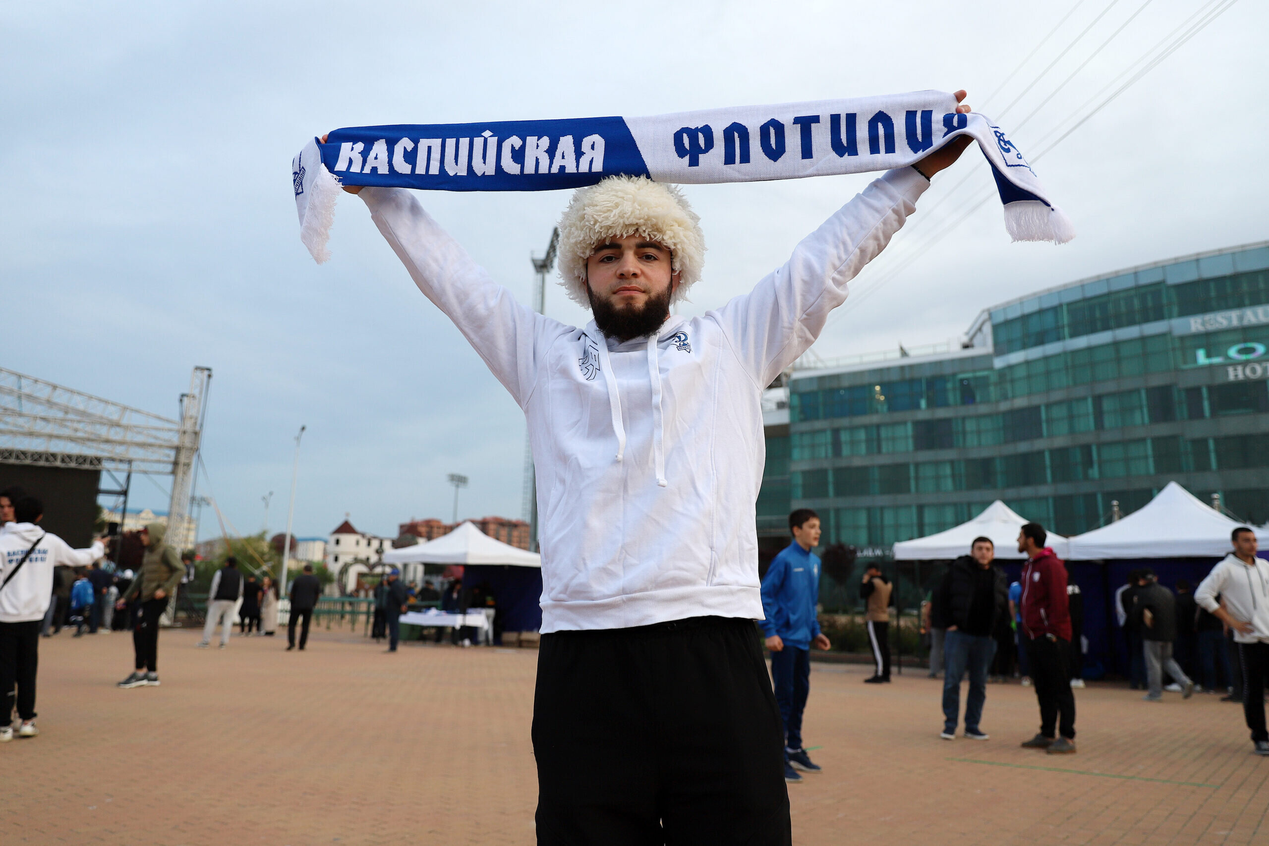 А кто у нас достоин играть в РПЛ с точки зрения посещаемости?