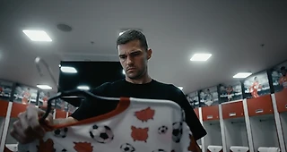 Новая форма «Спартака» – в фильме с Мостовым и пасхалками. Детальный разбор