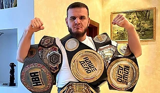 Голодал 80 часов и увеличил гонорары в четыре раза после ухода из UFC. Уникальный тяж из АСА