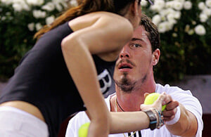 Жюстин Энен, Альберт Коста, Андре Агасси, Mutua Madrid Open, Мария Шарапова, WTA, ATP, Ким Клейстерс, Елена Дементьева, Алекс Корретха, Марат Сафин