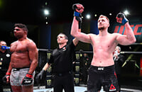 Алистар Оверим, Александр Волков, MMA, UFC, Волков - Оверим