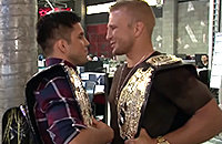 наилегчайший вес, Генри Сехудо, UFC, Дана Уайт, Макс Холлоуэй, полулегкий вес, Деметриус Джонсон, легчайший вес, Джозеф Бенавидес, Ти Джей Диллашоу