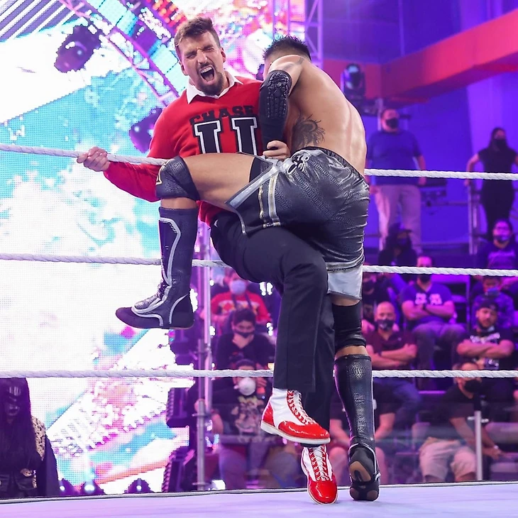 Обзор WWE NXT 2.0 28.09.2021, изображение №12