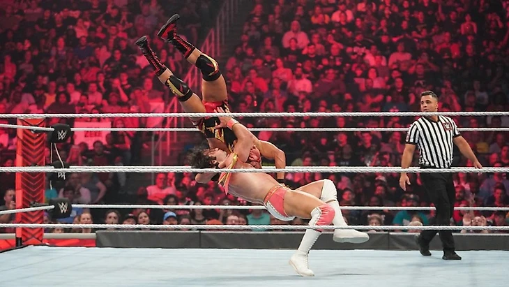 Обзор WWE Monday Night RAW 02.05.2022, изображение №6