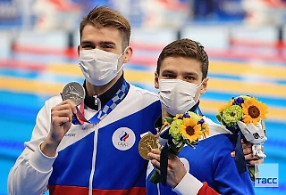 «Американцы никогда не проигрывали спину»: Евгений Рылов оставил след в истории мирового плавания