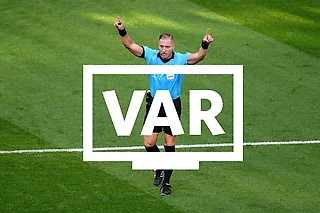 VAR - наше всё!? Это справедливое и необходимое внедрение современных технологий в футбол или он душит футбол?