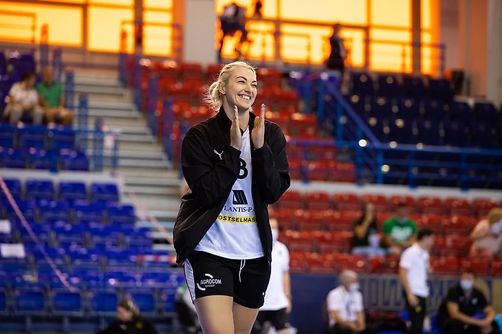 Лига чемпионов. Анна Сень: "Всегда играем против "Ференцвароша" так, как удобно нам", изображение №2