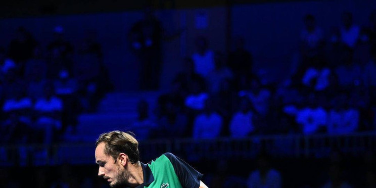 Скучали? Получите и распишитесь: Медведев во втором круге Astana Open!