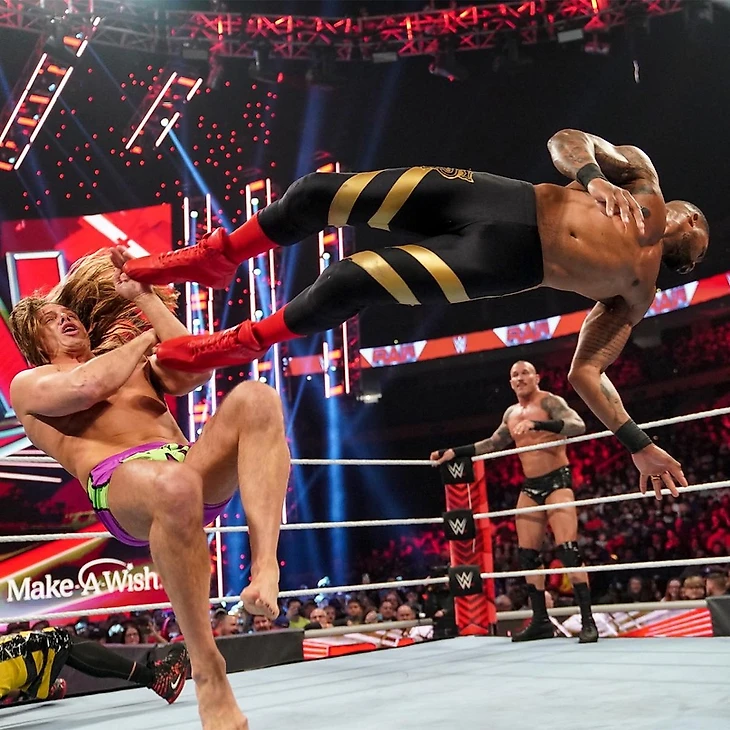 Обзор WWE Monday Night RAW 18.04.2022, изображение №18
