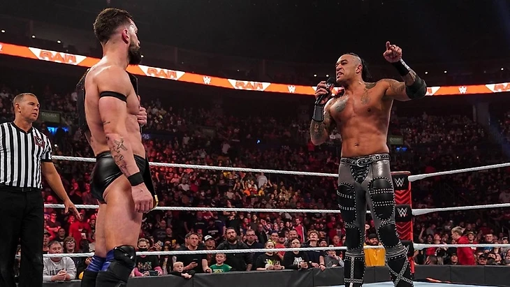 Обзор WWE Monday Night RAW 28.02.2022, изображение №21