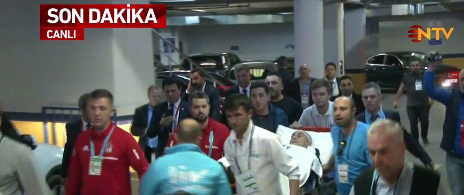 Дерби в Стамбуле – это безумие. Теперь тренеру разбили голову
