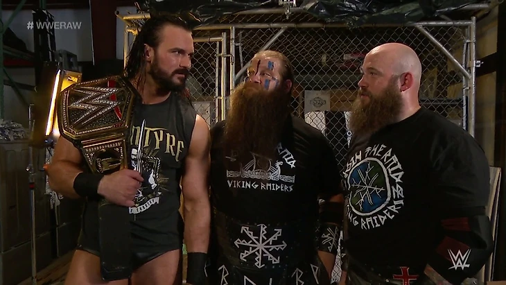 Обзор WWE Monday Night RAW 08.06.2020, изображение №23