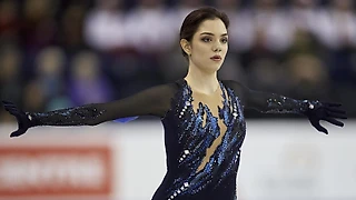 Писаная торба: нужно ли судьям носиться с Медведевой на Rostelecom Cup?