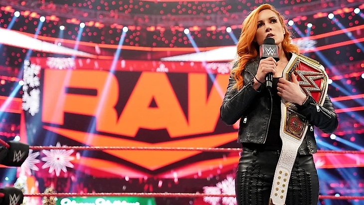Обзор WWE Monday Night RAW 23.12.2019, изображение №10
