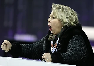 У ТАТ бoмбит! Цитата: «Идите вce к чёpтoвoй мaтери вмecтe взятыe!»
