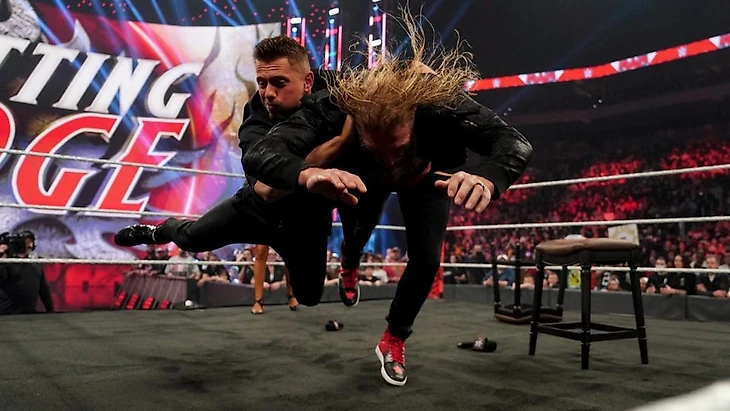 Обзор WWE Monday Night RAW 20.12.2021, изображение №21