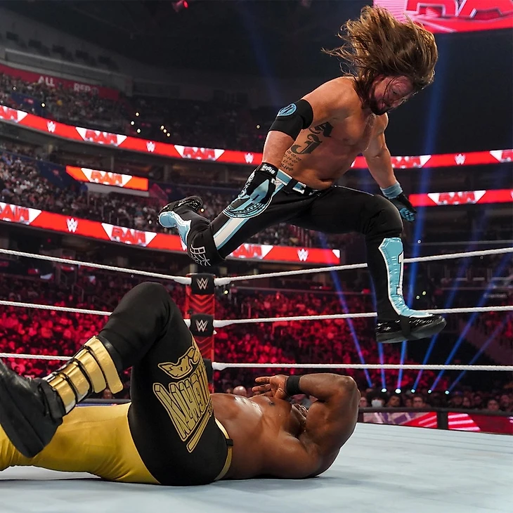 Обзор WWE Monday Night RAW 15.08.2022, изображение №22
