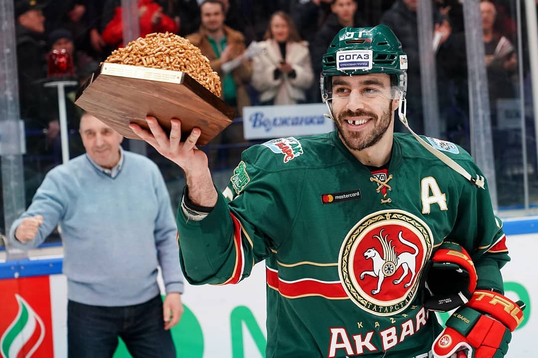КХЛ, Ак Барс, Александр Бурмистров, Стефан Да Коста, Станислав Галиев, Даниил Журавлев, Дмитрий Квартальнов, Джастин Азеведо, Альберт Яруллин, Дмитрий Юдин, Тимур Билялов, Сборная России по хоккею с шайбой, Никита Лямкин, Данис Зарипов, Виктор Тихонов-младший