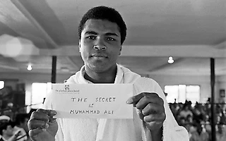 ТОП-10 ЛУЧШИХ ЧЕМПИОНОВ ТЯЖЕЛОГО ВЕСА В ИСТОРИИ ПО МНЕНИЮ МУХАММЕДА АЛИ
