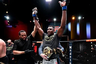 Тяжелый вес UFC жив! Наконец-то, нас ждет интересный период в самом престижном весе
