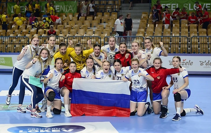 Чемпионат Европы (U-19). Отставить "дежа вю"! Россиянки продолжают биться за плей-офф, изображение №1