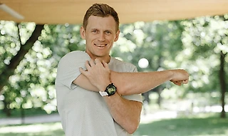 Спорт в любую погоду: топ уличных упражнений от олимпийского чемпиона Юрия Постригая