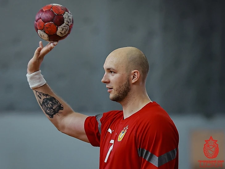 Olimpbet Суперлига. ЦСКА. Михаил Жила: "Поговорка "работает как часы" — не про Швейцарию", изображение №2