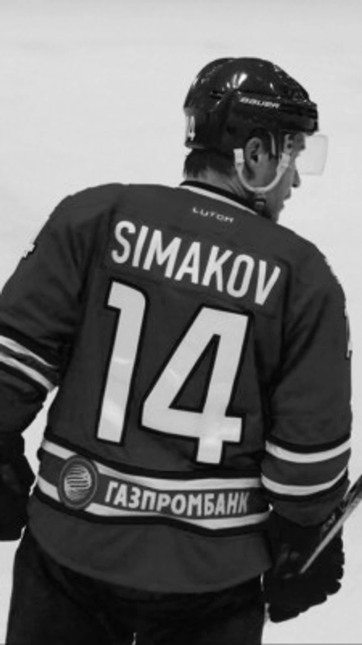 https://photobooth.cdn.sports-ru.com/preset/post/5/8e/baad6457c4b7399a3a33afc76e3fc.jpeg