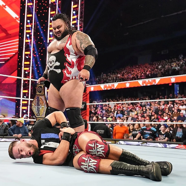 Обзор WWE Monday Night RAW 24.04.2023, изображение №15