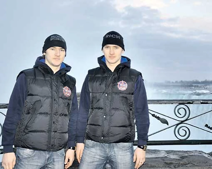 https://photobooth.cdn.sports-ru.com/preset/post/6/c0/e9742fffe436e834dd0d9fef0ae25.jpeg