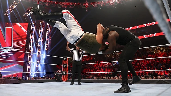 Обзор WWE Monday Night RAW 14.03.2022, изображение №7