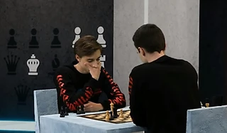 Шахматисты тренируются как бешеные: тратят 1400 килокалорий за игру и повышают выносливость тренировками по теннису и футболу