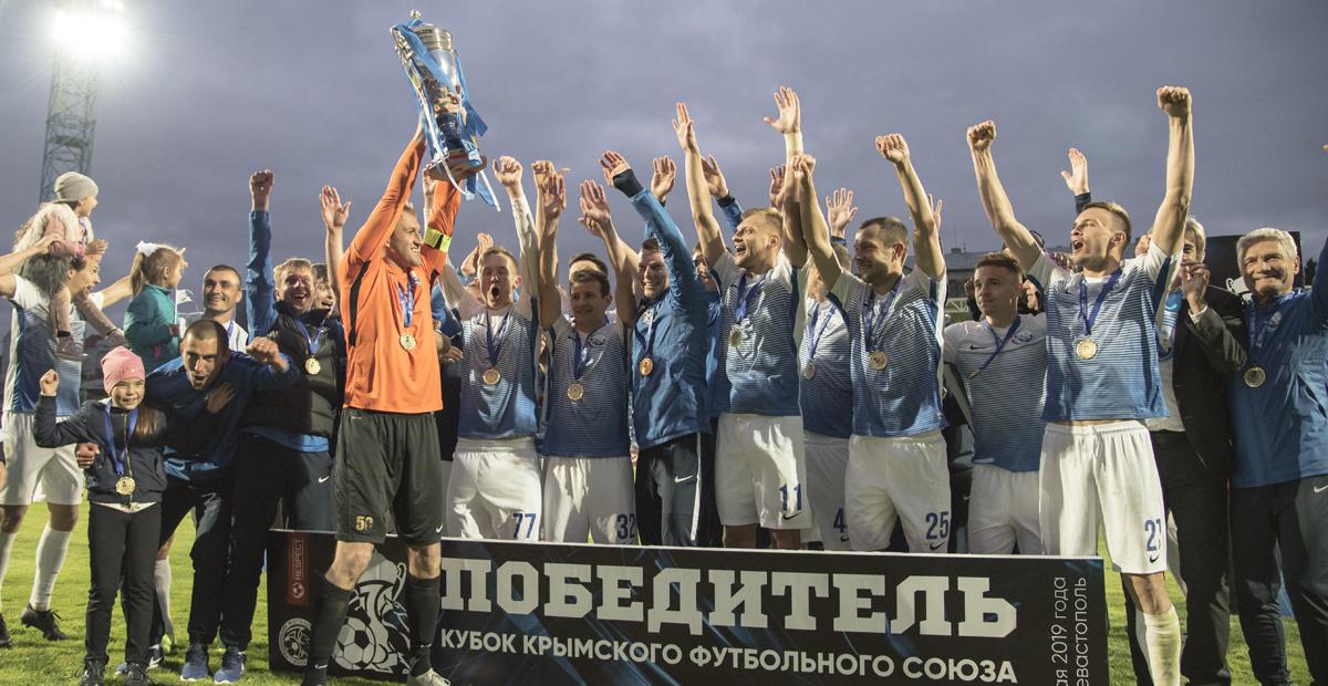 Александр Жабокрицкий, ФК Севастополь, Станислав Гудзикевич, Александр Колесник, ТСК-Таврия, Кубок PARI Премьер, чемпионат Крыма, Гвардеец
