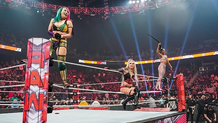 Обзор WWE Monday Night RAW 02.05.2022, изображение №30