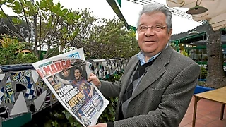 «Его игра была словно свет». Человек, который привел в «Барселону» Месси, Марадону и Стоичкова