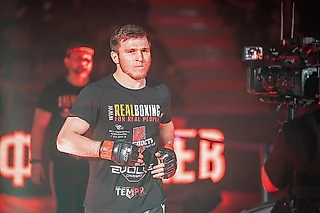 «Буду душить Магомеда Исмаилова и разговаривать с ним». Мариф Пираев – о UFC, «Битве за хайп» и борьбе
