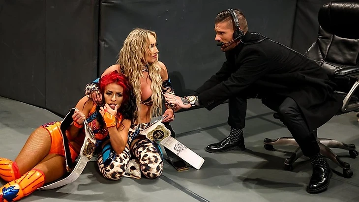 Обзор WWE WrestleMania RAW 28.03.2022, изображение №15