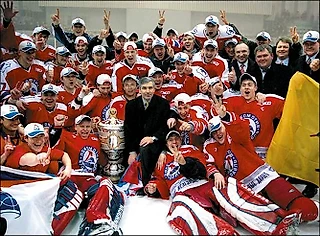 Форменное безобразие. Сезон 2002-2003