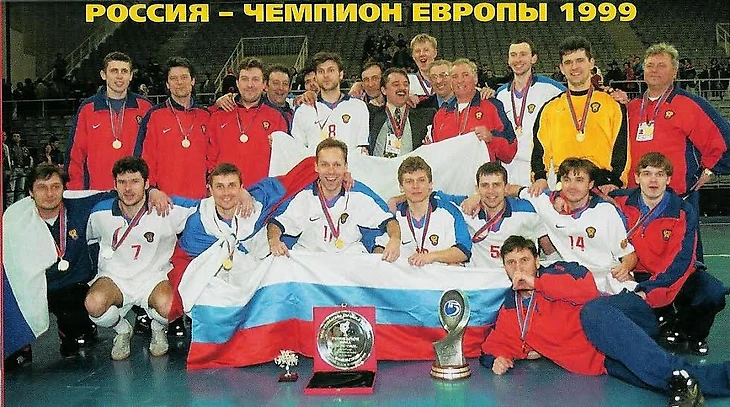 https://photobooth.cdn.sports-ru.com/preset/post/a/5a/e152bb4564fb0a152545a82d601d2.jpeg
