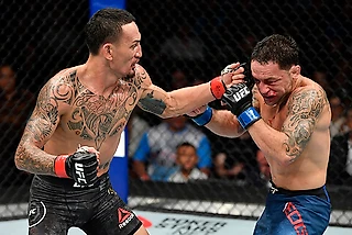 Война - дело молодых. Обзор UFC 240