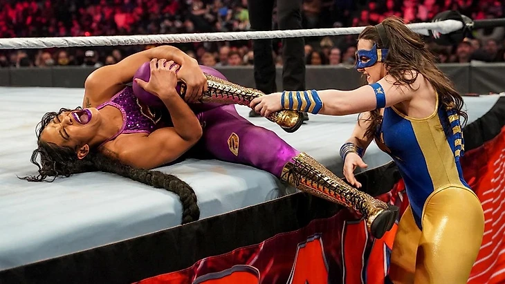 Обзор WWE Monday Night RAW 07.02.2022, изображение №17