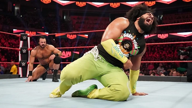 Обзор WWE Monday Night RAW 06.01.2020, изображение №13