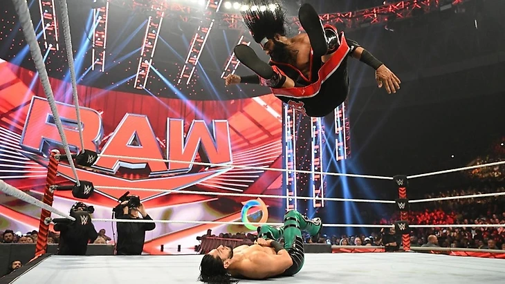 Обзор WWE Monday Night RAW 16.05.2022, изображение №3