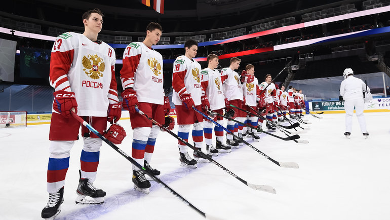 Игорь Ларионов, Ярослав Аскаров, Молодежная сборная России по хоккею с шайбой, молодежный чемпионат мира по хоккею, Роман Бычков