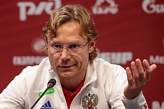 Карпин назвал итоговый состав. Но его опять мучили Дзюбой