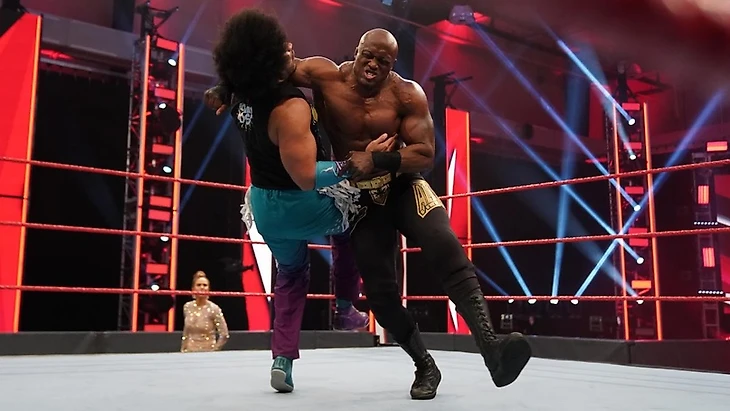 Обзор WWE Monday Night Raw 13.04.2020, изображение №11