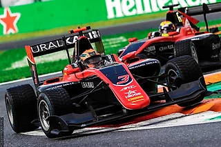 Никита Мазепин подписал контракт с командой Haas F1 Team